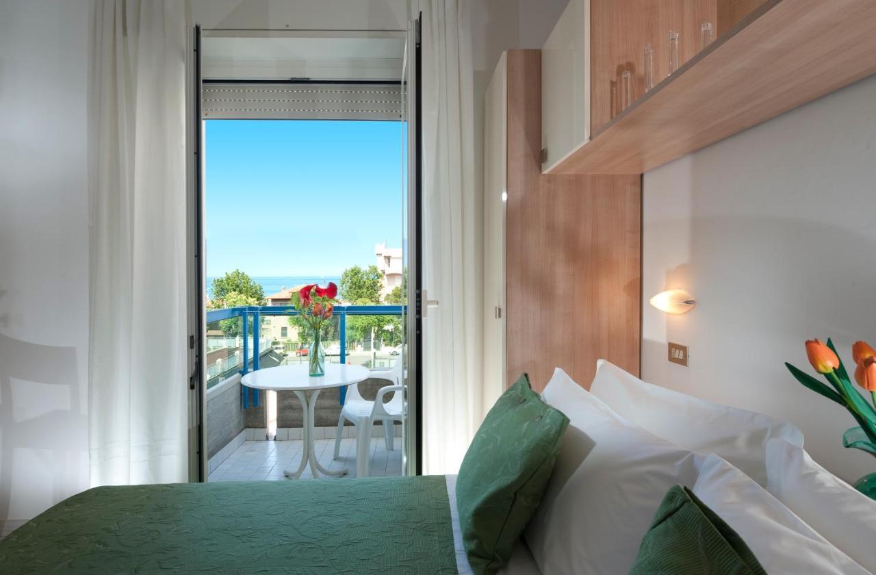 Hotel Felix ريميني الغرفة الصورة
